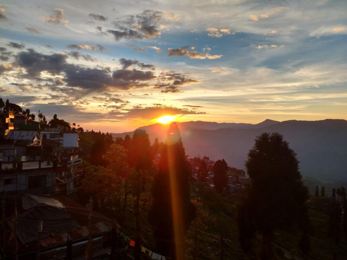 Swabhumi Homestay Kurseong Exterior photo