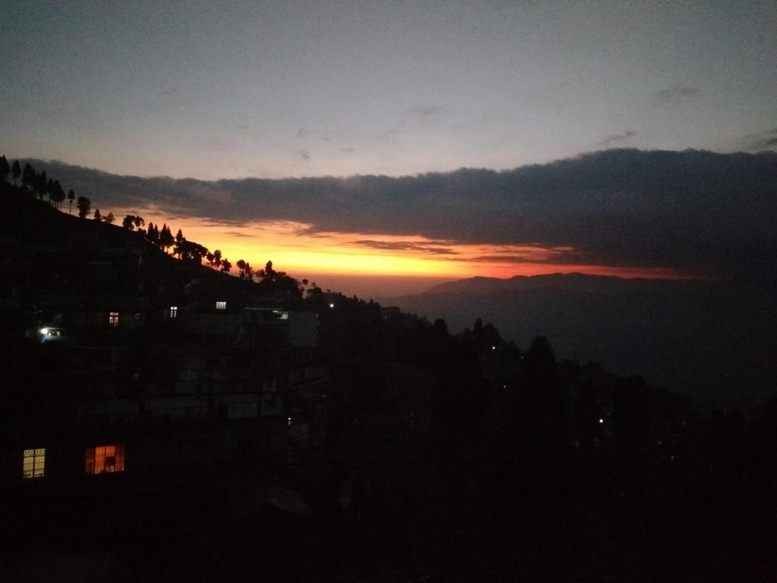 Swabhumi Homestay Kurseong Exterior photo
